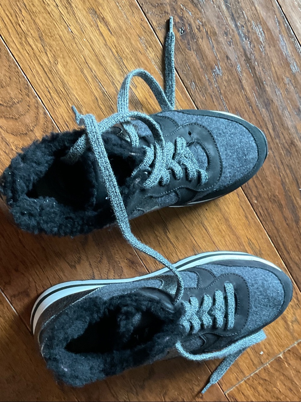 Voile Blanche Kids Grey Fur-Lined High-Top Sneakers